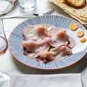 Pesce spada affumicato con praline di melone